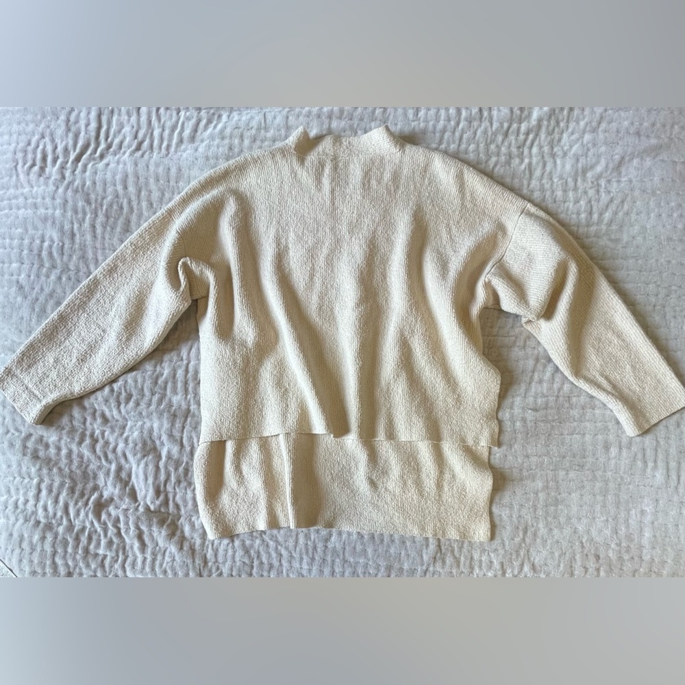 LAUREN MANOOGIAN Rib V Neck Pullover Boxy High Low Cropped Back Hem Iconic 2 M - Picture 8 of 16